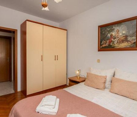 Apartment Sabina&Zoran Malinska Exterior foto