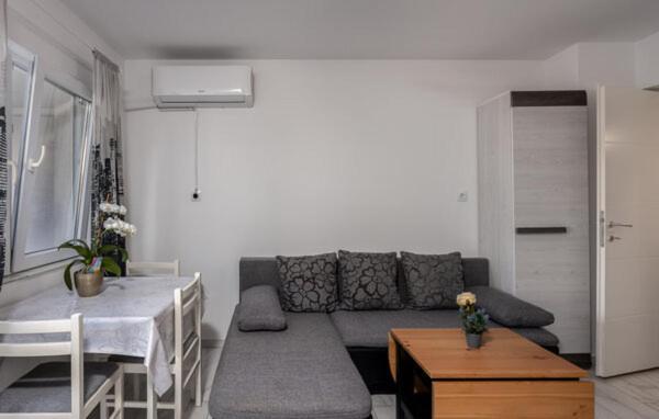Apartment Sabina&Zoran Malinska Exterior foto